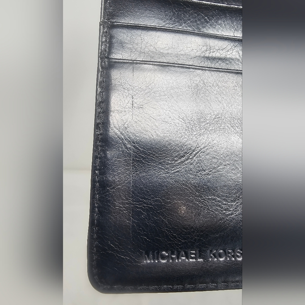 Michael Kors Rare Style Fulton Flap Black Continental Leather Bifold Wallet NWT - Picture 10 of 16